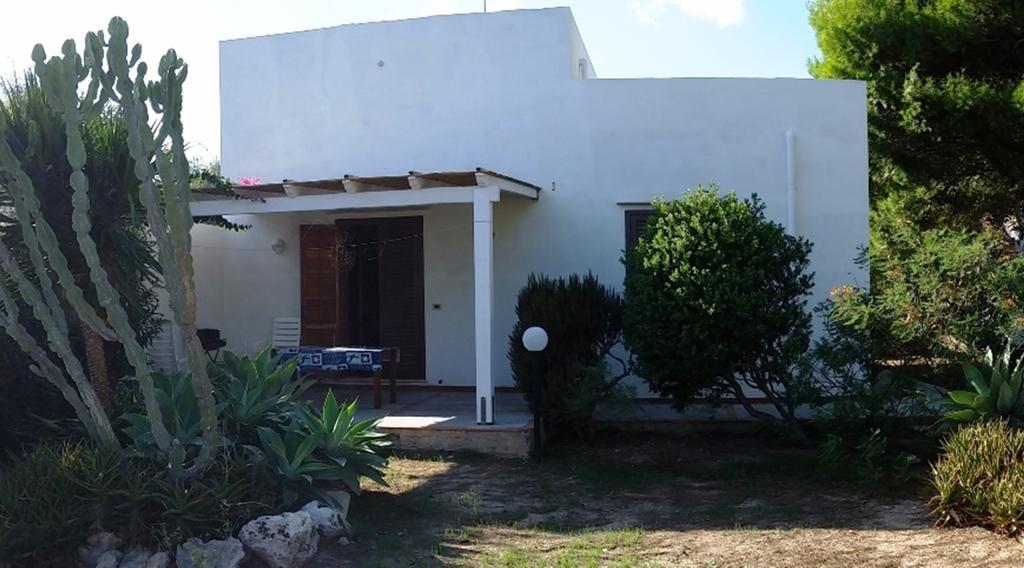 Villa Punta Lunga ファヴィニャーナ エクステリア 写真
